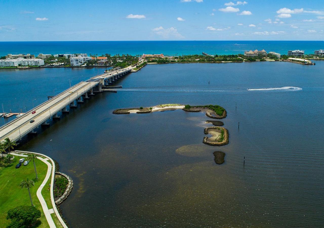 M Lake Worth Beach - Modern Villas Near West Palm Beach, Chic Retro Vibes, King Bed, Cozy Backyard, Bbq, Workspace, High-Speed Internet, Free Parking, 5 Minutes To Downtown & Beach Εξωτερικό φωτογραφία