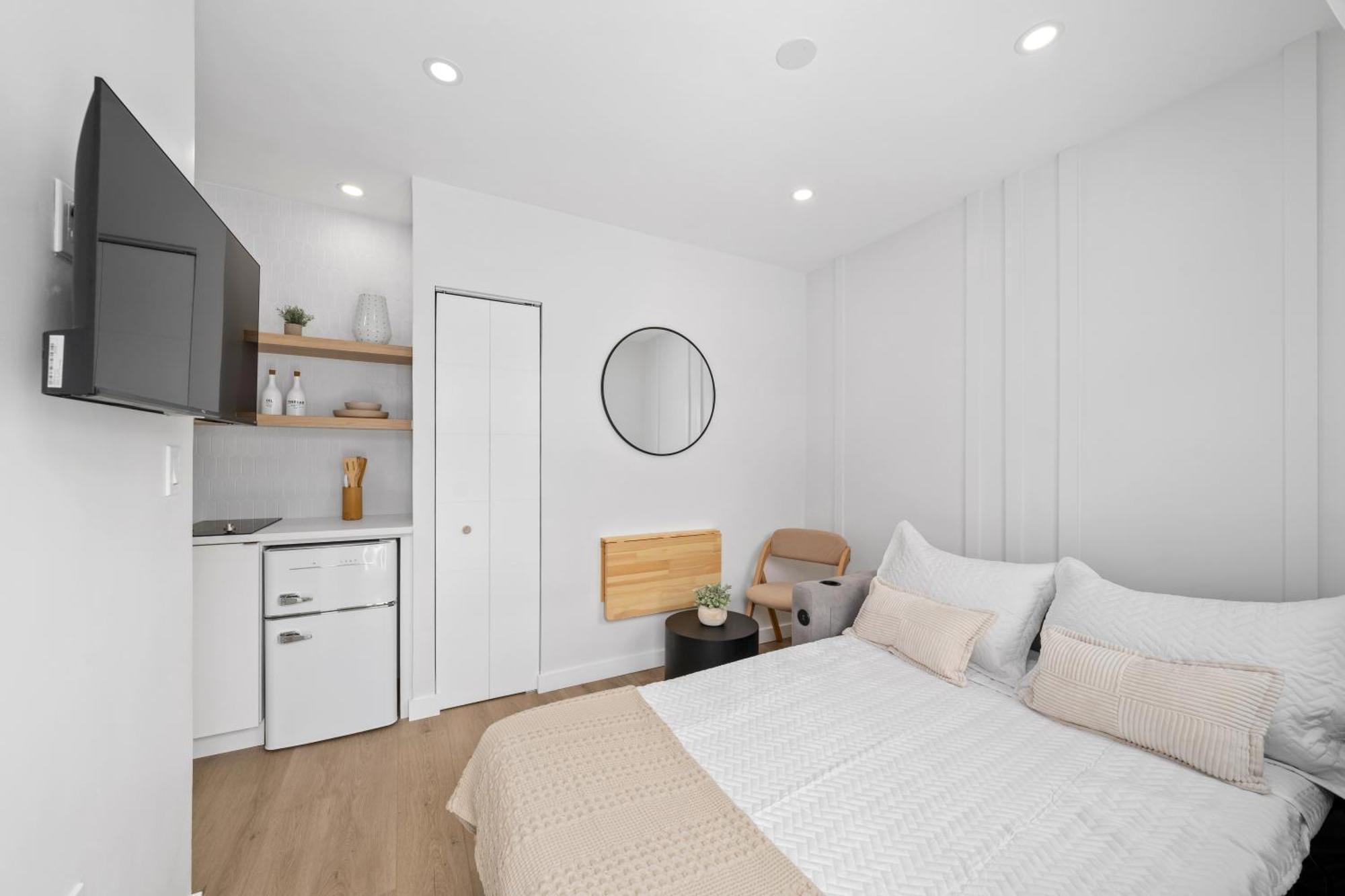 M Lake Worth Beach - Modern Villas Near West Palm Beach, Chic Retro Vibes, King Bed, Cozy Backyard, Bbq, Workspace, High-Speed Internet, Free Parking, 5 Minutes To Downtown & Beach Εξωτερικό φωτογραφία