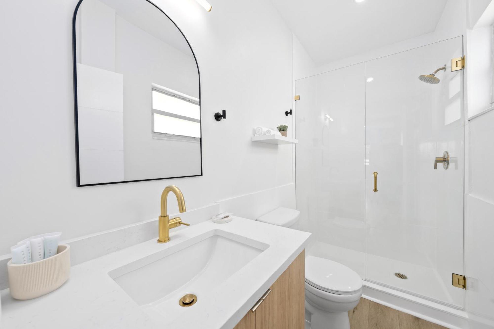 M Lake Worth Beach - Modern Villas Near West Palm Beach, Chic Retro Vibes, King Bed, Cozy Backyard, Bbq, Workspace, High-Speed Internet, Free Parking, 5 Minutes To Downtown & Beach Εξωτερικό φωτογραφία