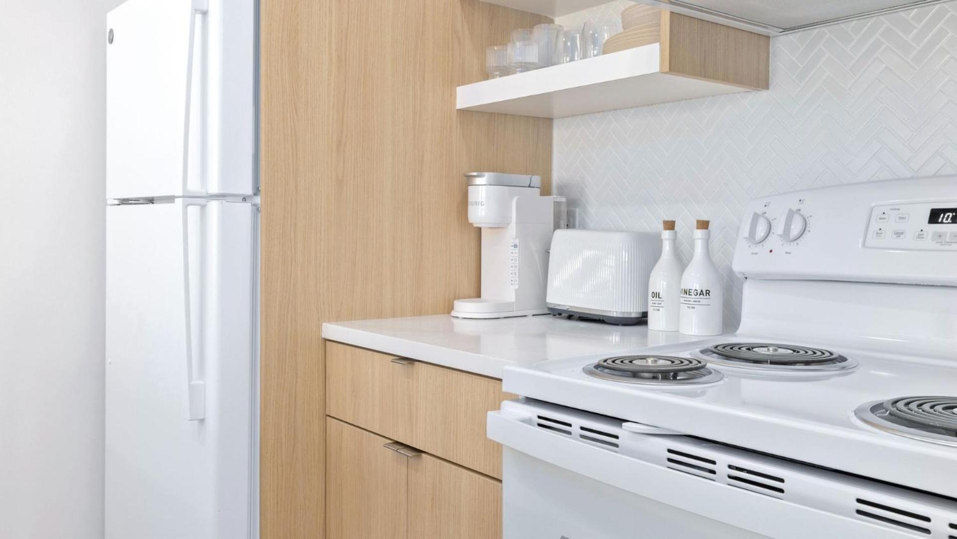 M Lake Worth Beach - Modern Villas Near West Palm Beach, Chic Retro Vibes, King Bed, Cozy Backyard, Bbq, Workspace, High-Speed Internet, Free Parking, 5 Minutes To Downtown & Beach Εξωτερικό φωτογραφία