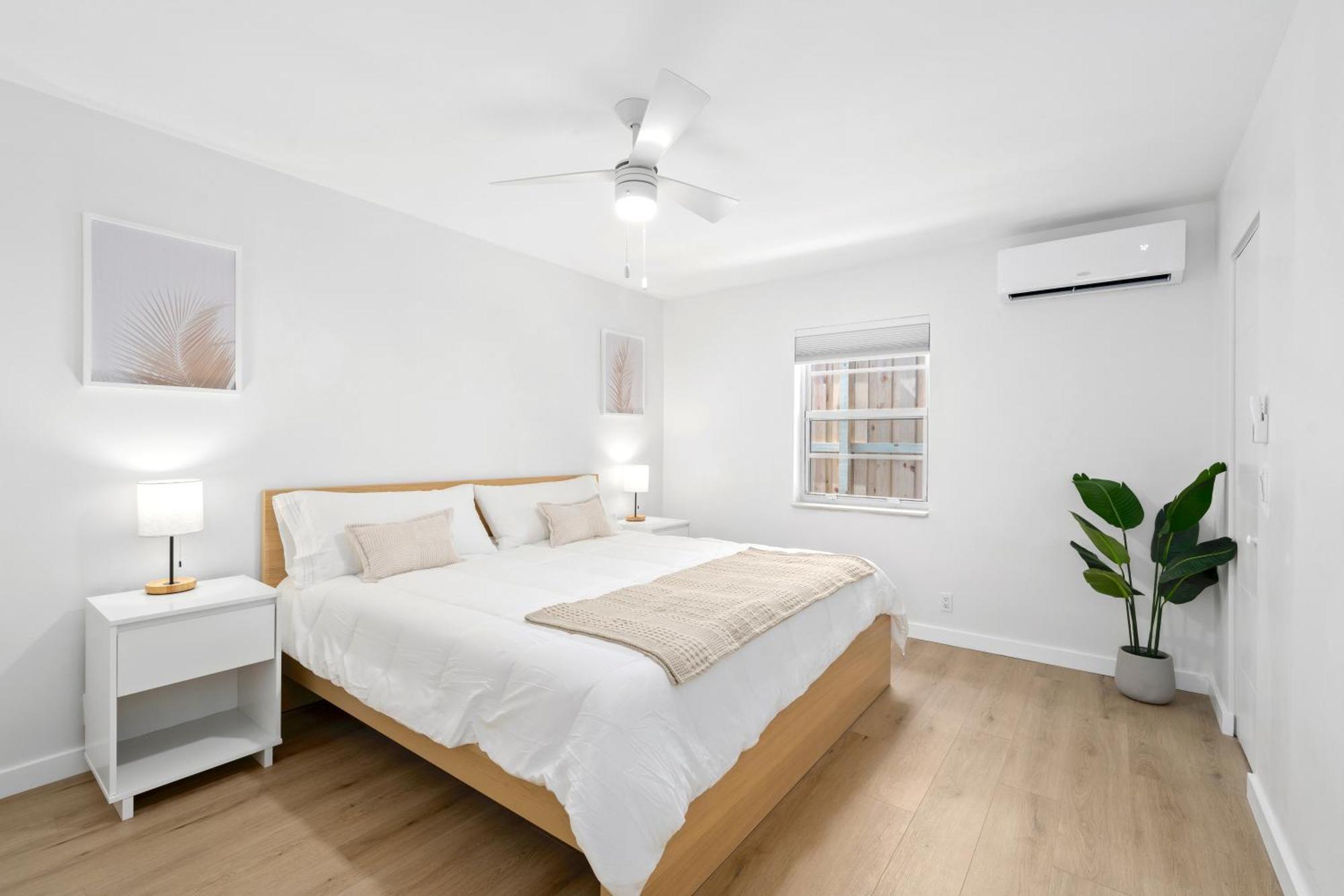 M Lake Worth Beach - Modern Villas Near West Palm Beach, Chic Retro Vibes, King Bed, Cozy Backyard, Bbq, Workspace, High-Speed Internet, Free Parking, 5 Minutes To Downtown & Beach Εξωτερικό φωτογραφία
